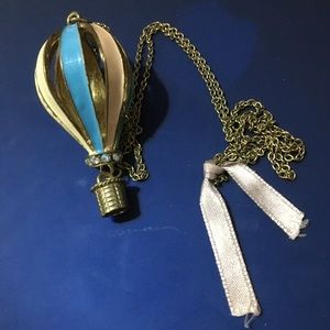 NWOT hot air ballon long necklace